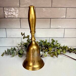 VINTAGE 11.5” TALL SOLID BRASS HEAVY SCHOOL / DINNER / HOLIDAY BELL